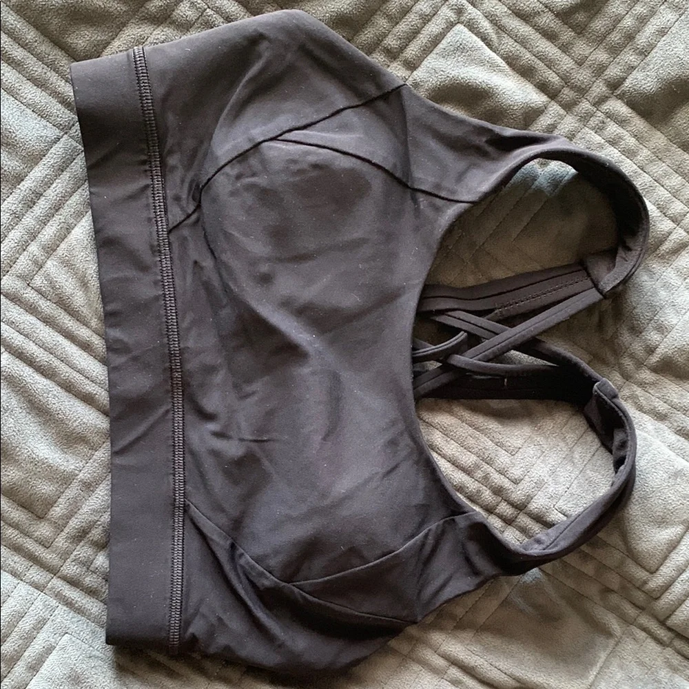 lululemon athletica Sports Bra - Picture 1 of 3